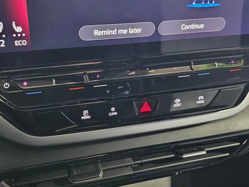 Used 2023 Volkswagen ID.4 Pro image 29