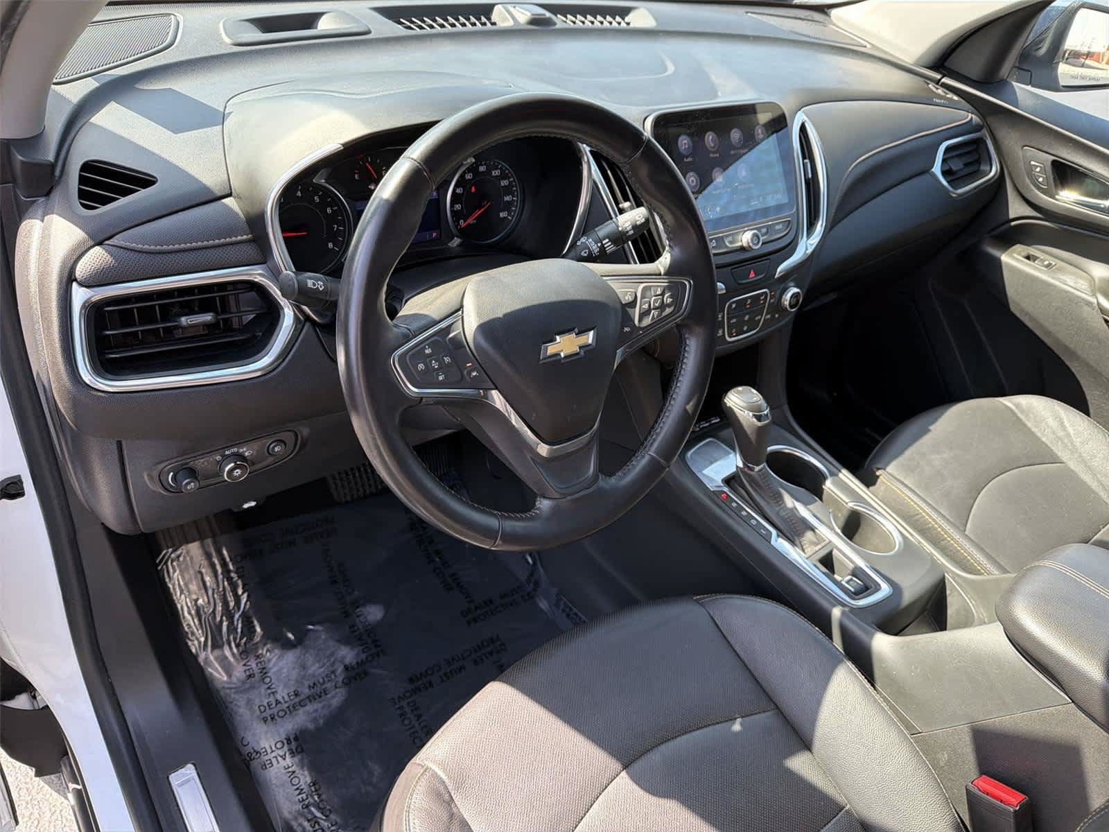 Used 2021 Chevrolet Equinox Premier FWD image 2