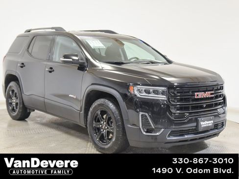 Used 2023 GMC Acadia AT4 image 1