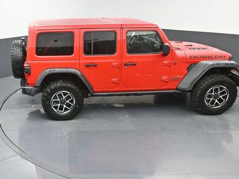 Used 2025 Jeep Wrangler Unlimited Rubicon image 34