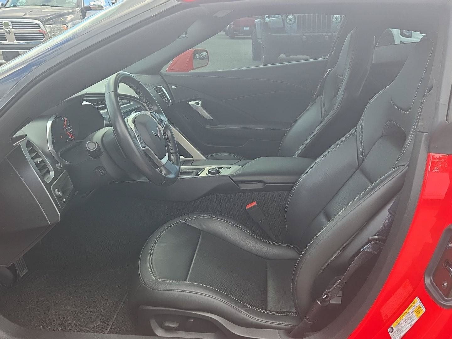 Used 2014 Chevrolet Corvette Stingray Coupe RWD image 15