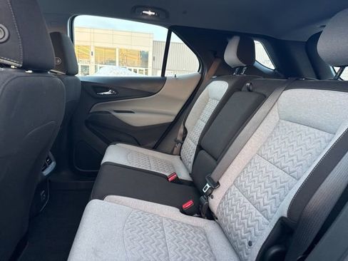 Used 2023 Chevrolet Equinox LS AWD/4WD image 27