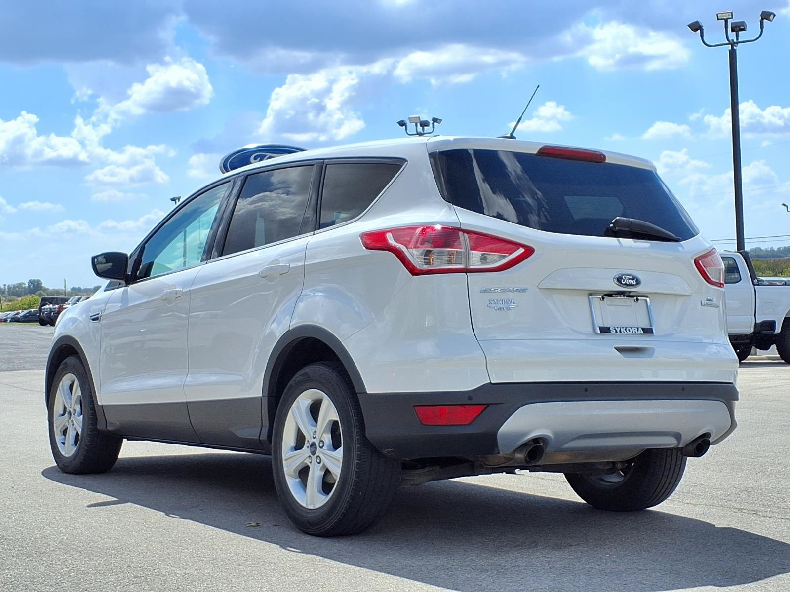 Used 2016 Ford Escape SE FWD image 7