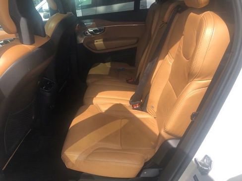 Used 2016 Volvo XC90 T6 Inscription w/ Vision Package image 9