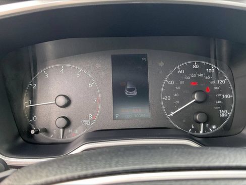 Used 2024 Toyota Corolla SE w/ SE Package FWD image 20