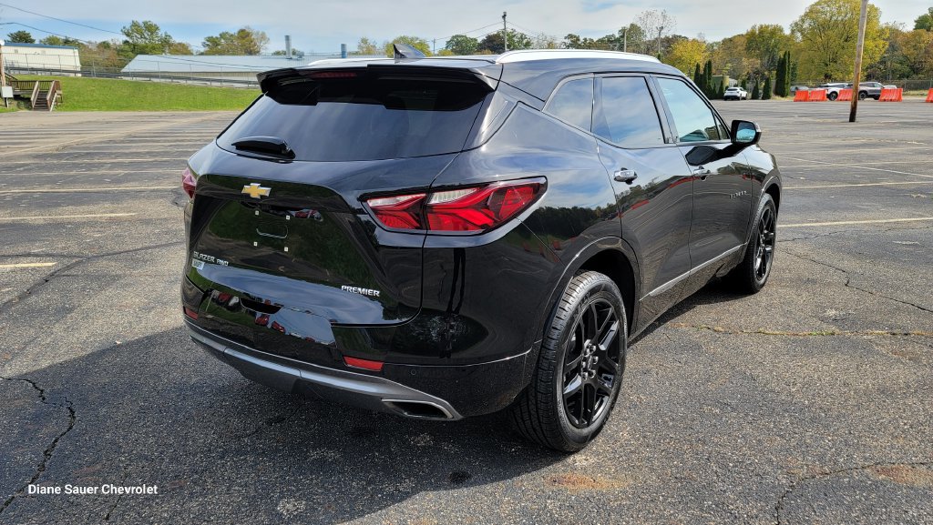 Used 2020 Chevrolet Blazer Premier w/ Driver Confidence II Package AWD/4WD image 12
