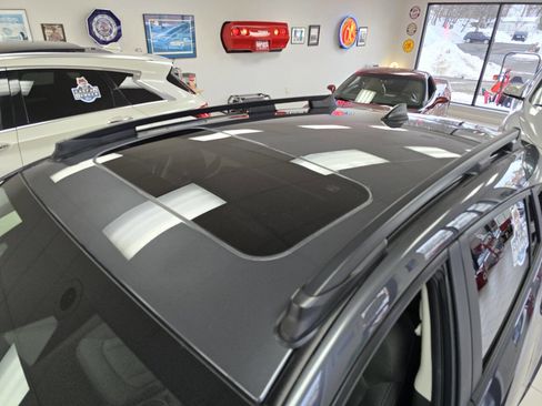 Used 2024 Subaru Crosstrek 2.0i Premium image 16