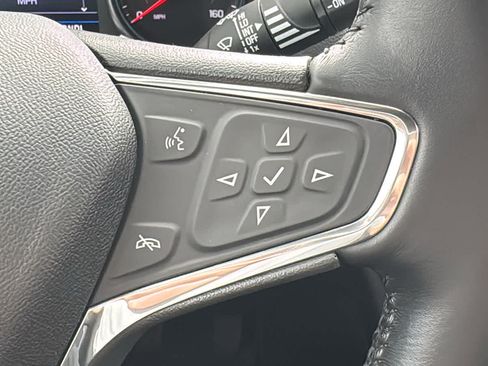 Used 2020 Chevrolet Equinox LT AWD/4WD image 13