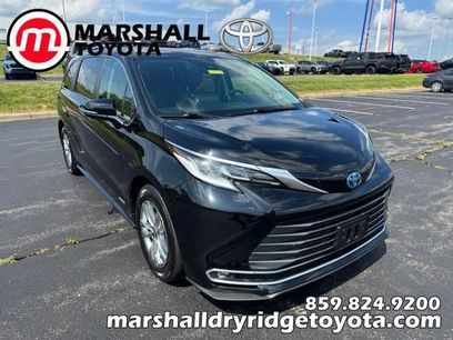 Used 2021 Toyota Sienna Limited