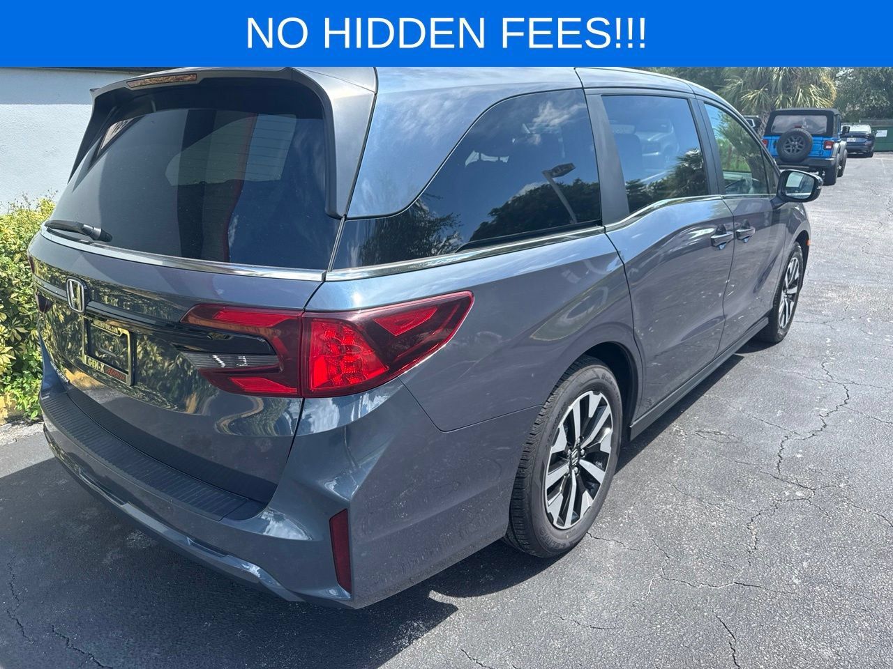 Used 2025 Honda Odyssey EX-L image 6
