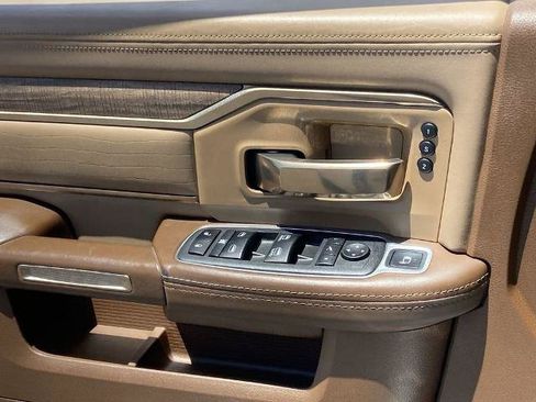 Used 2022 RAM 2500 Limited AWD/4WD image 20
