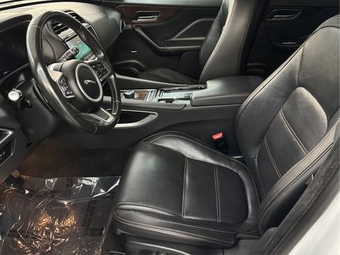 Used 2020 Jaguar F-PACE Prestige AWD/4WD image 13