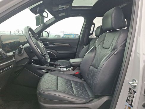 Used 2024 Kia Telluride EX X-Line image 13