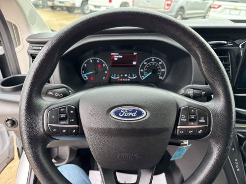 Used 2024 Ford Transit 350 XLT image 8