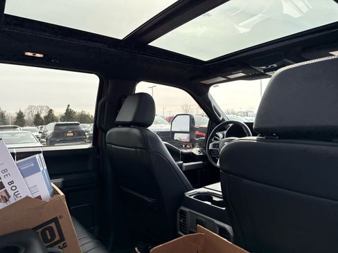 Used 2022 Ford F250 Lariat w/ Tremor Off-Road Package image 8