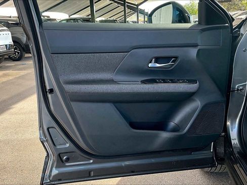 New 2026 Nissan Kicks SV image 13