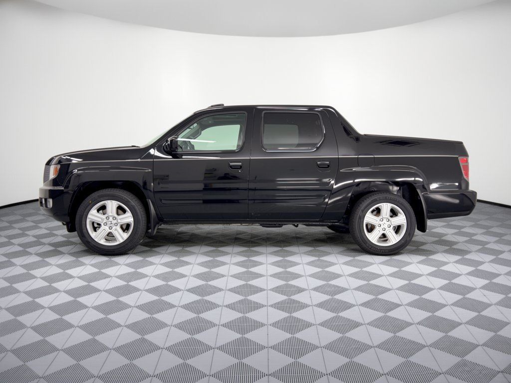 Used 2013 Honda Ridgeline RTL image 2