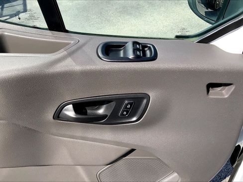 Certified 2023 Ford E-Transit Low Roof RWD image 30