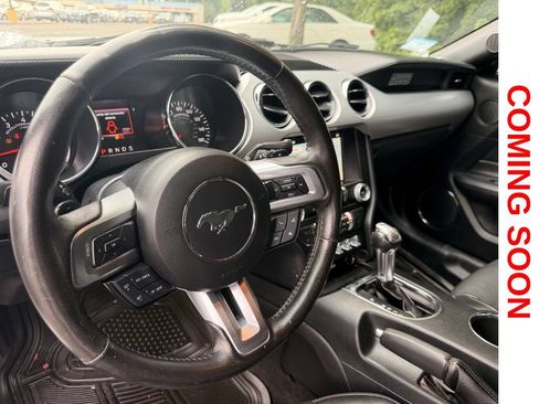 Used 2016 Ford Mustang Premium RWD image 11