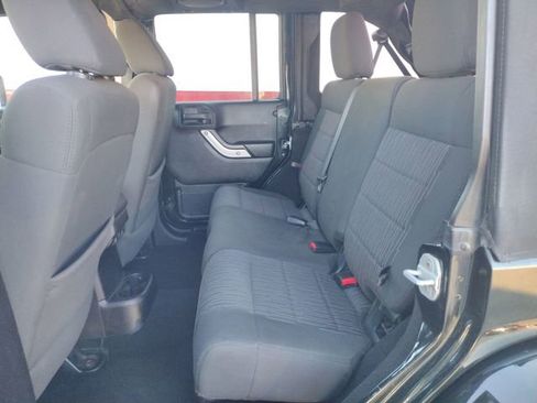 Used 2012 Jeep Wrangler Unlimited Sahara w/ Dual Top Group image 37