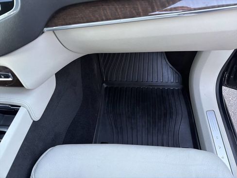 Used 2016 Volvo XC90 T6 Momentum w/ Momentum Plus Package image 21