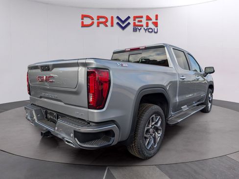New 2026 GMC Sierra 1500 SLT w/ SLT Premium Plus Package AWD/4WD image 7