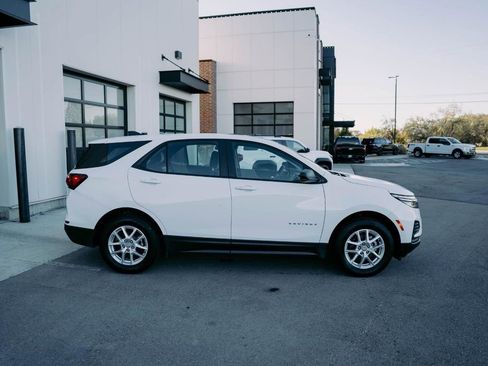 Used 2024 Chevrolet Equinox LS image 10