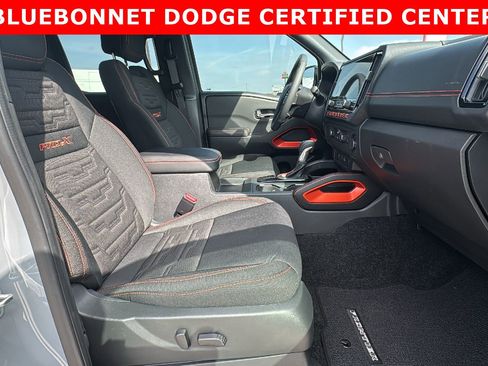 Used 2025 Nissan Frontier Pro-X image 26