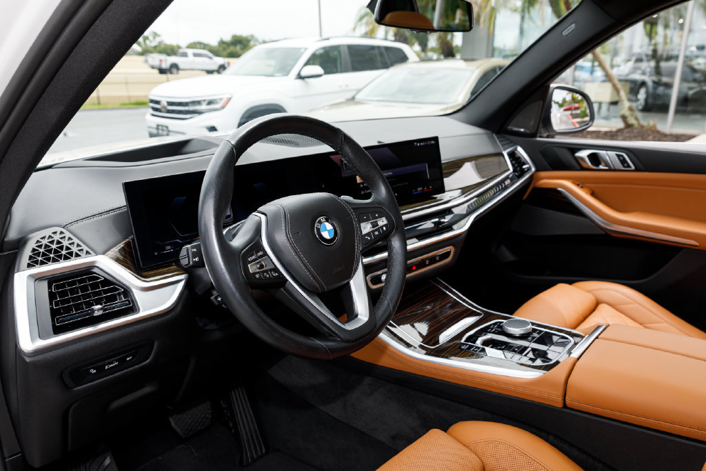 Used 2026 BMW X5 sDrive40i w/ Climate Comfort Package RWD image 8