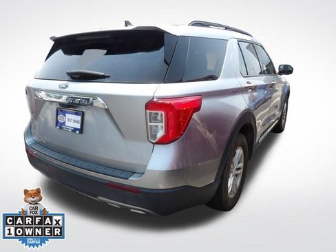 Used 2023 Ford Explorer XLT w/ Equipment Group 202A RWD image 14