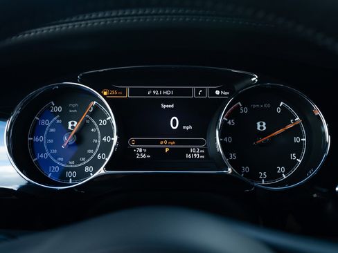 Used 2015 Bentley Mulsanne image 7