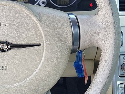 Used 2005 Chrysler Crossfire Limited image 13