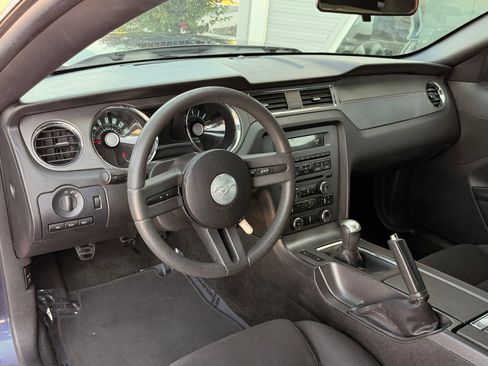 Used 2012 Ford Mustang Coupe RWD image 15