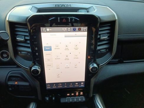 Used 2024 RAM 3500 Laramie image 8