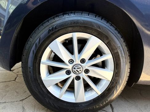 Used 2015 Volkswagen Golf S FWD image 39