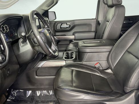 Used 2020 Chevrolet Silverado 1500 LTZ w/ LTZ Plus Package AWD/4WD image 16