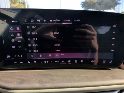 New 2025 Audi Q5 Prestige image 24