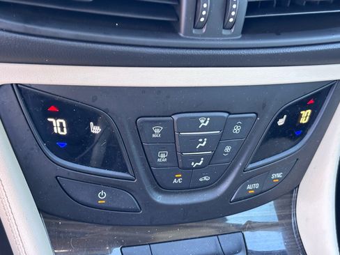 Used 2020 Buick Envision Preferred w/ LPO, Active Package FWD image 27