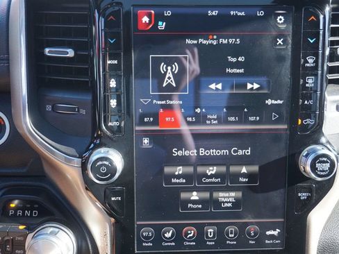 Used 2019 RAM 1500 Laramie AWD/4WD image 32