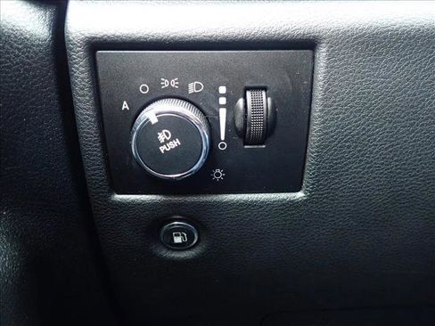 Used 2014 Jeep Grand Cherokee Laredo w/ Quick Order Package 23E AWD/4WD image 22