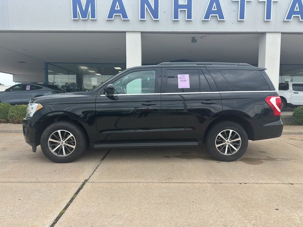 Used 2018 Ford Expedition XLT AWD/4WD image 35