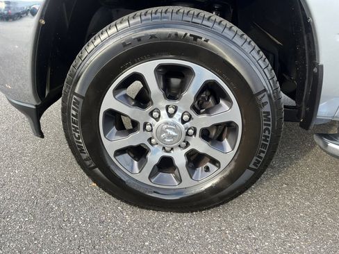 Used 2020 RAM 2500 Big Horn w/ Level 2 Equipment Group image 29