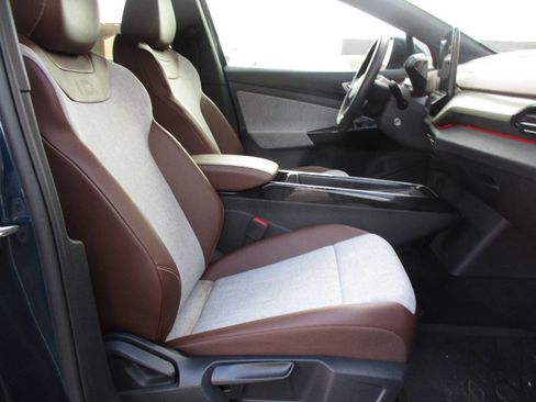 Used 2023 Volkswagen ID.4 Pro image 69
