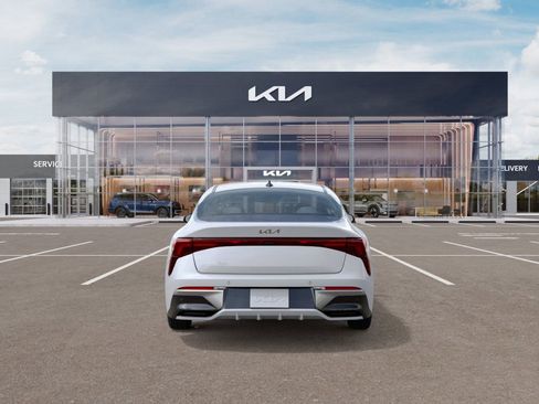New 2026 Kia K5 LXS FWD image 5