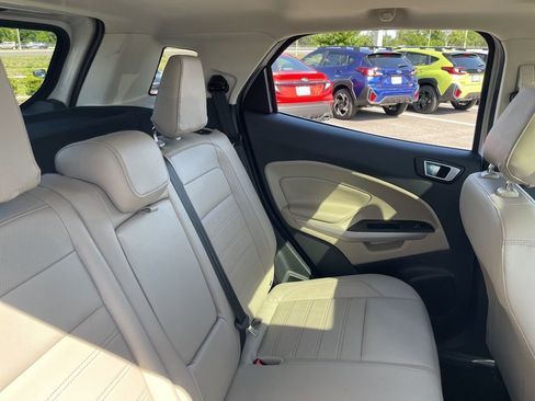 Used 2020 Ford EcoSport Titanium FWD image 32