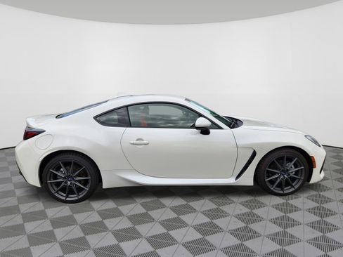 Used 2025 Subaru BRZ Limited image 6
