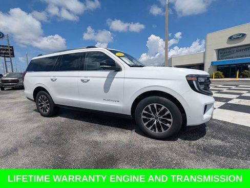 Used 2025 Ford Expedition Max Platinum AWD/4WD image 3