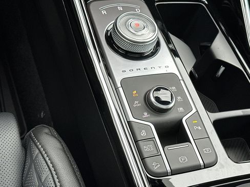 New 2026 Kia Sorento SX Prestige image 18
