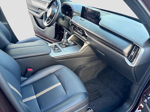 Certified 2025 MAZDA CX-90 3.3 Turbo S w/ Premium Package image 33