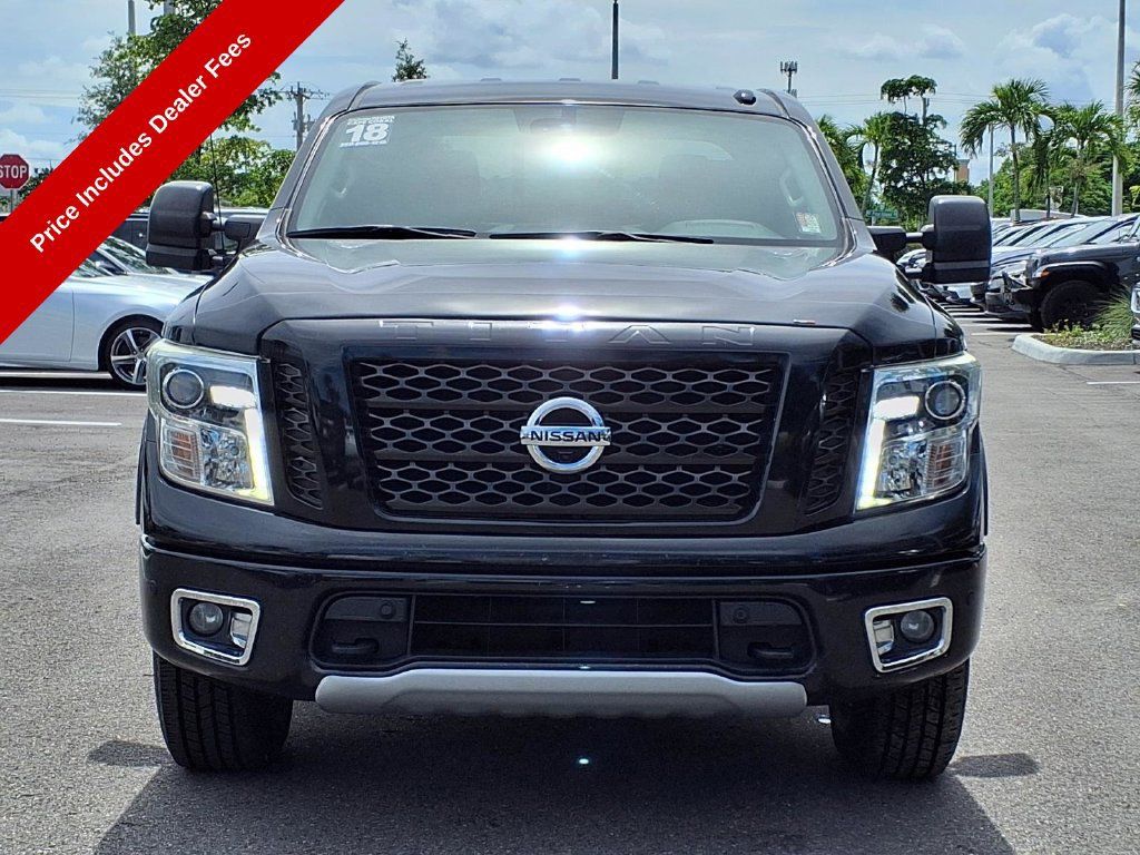 Used 2018 Nissan Titan PRO-4X w/ Pro-4x Convenience Package AWD/4WD image 3
